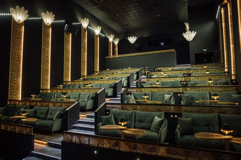 Apollo Kino zvaigžņu sēdvietas